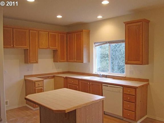 2nd image of 1787 SE 29th Ave