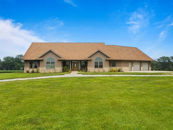 1484 E County Road 640, Tuscola, IL 61953