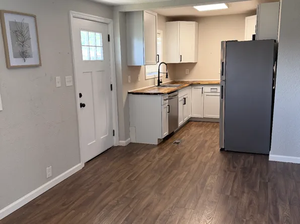 1036 Carding Machine Rd #1036, Loudon, TN 37774