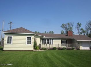 804 W 5th St, Morris, MN 56267