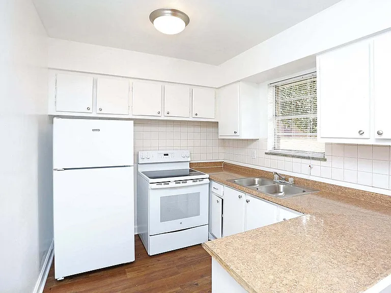 Cross Keys & Woodridge Kitchen
