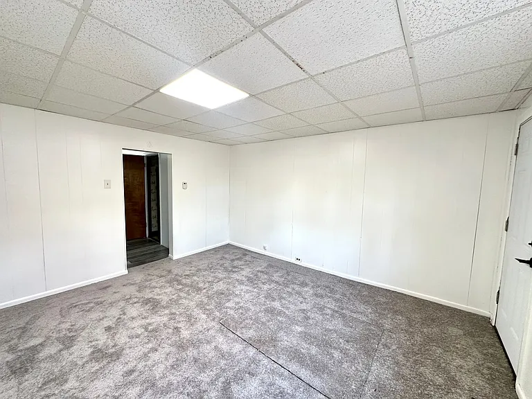 2110 Larkins Way #1 — Photo 4