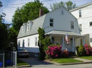 27 Maple St, Attleboro, MA 02703