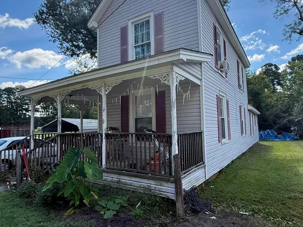 204 E Canal St, Aulander, NC 27805