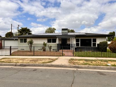 901 Paloma Street, Bakersfield, CA, 93304