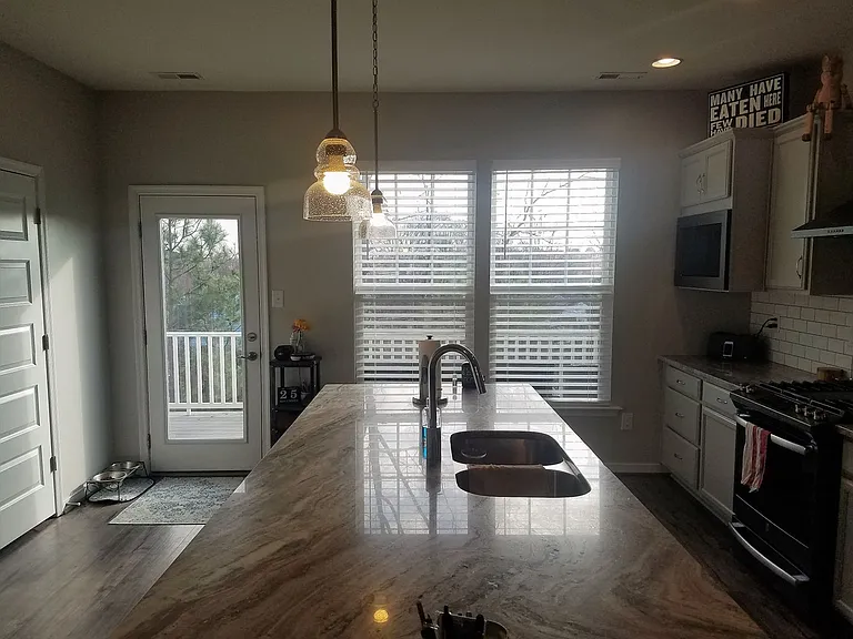 2228 Perennial Cir — Photo 11