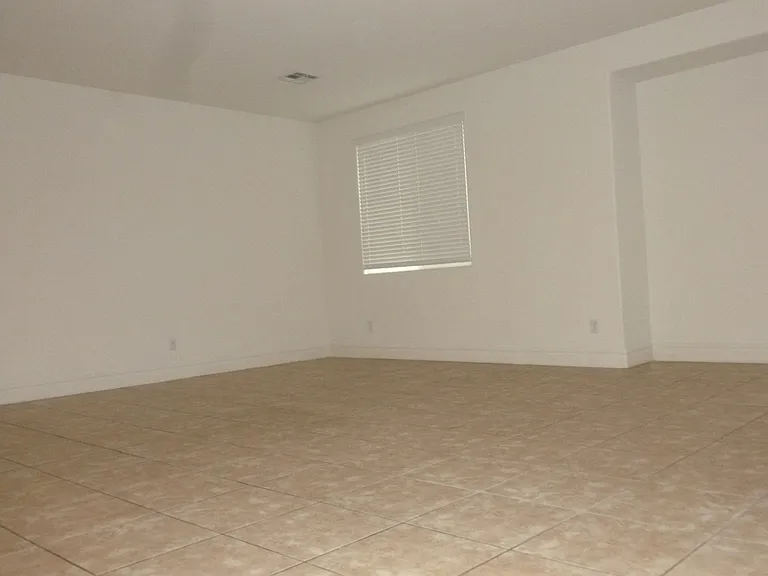 9689 Kampsville Ave — Photo 5