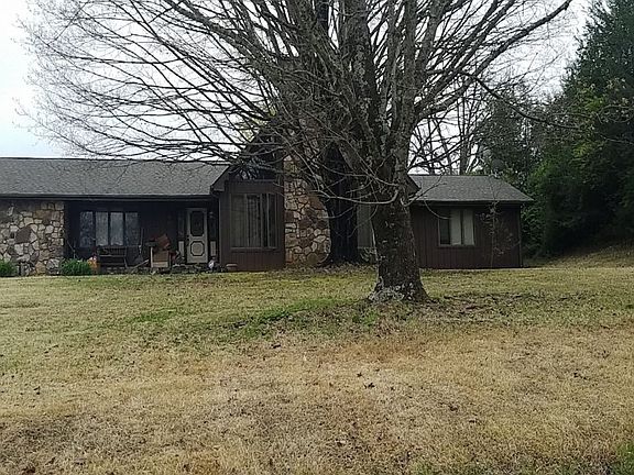 3rd image of 714 Hiwassee Hill Dr
