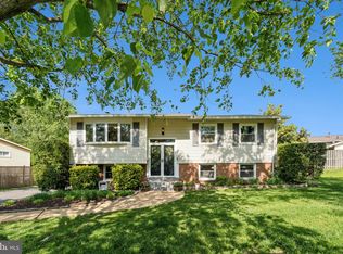 5910 Chevell Ct, Alexandria, VA 22310