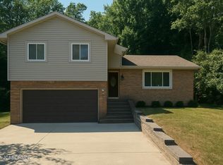 516 Roland St, Jefferson City, MO 65101