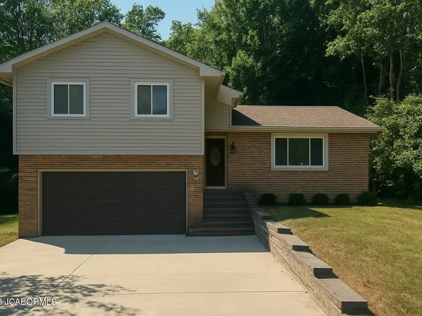 516 Roland St, Jefferson City, MO 65101