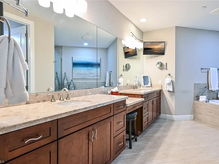 2764 Tiburon Blvd E #3101 — Photo 29