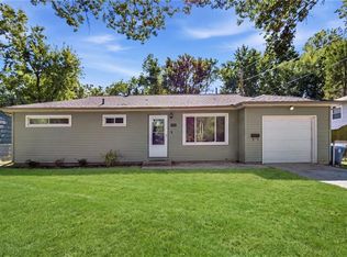 5719 W 81st St, Prairie Village, KS 66208