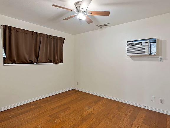 4th image of 265 E Hill Ave APT 2