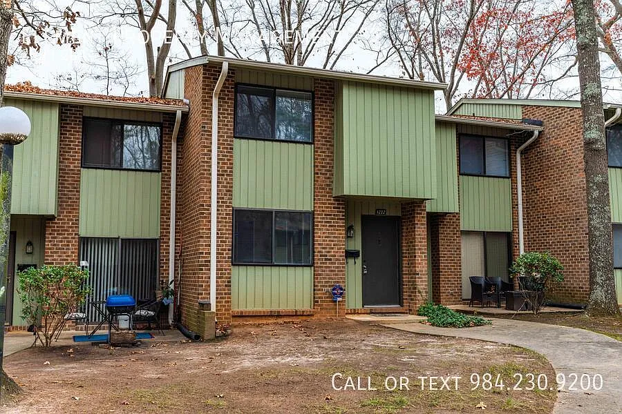 1232 Teakwood Pl #1
