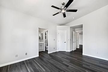 2nd image of 118 Twin Oak Dr