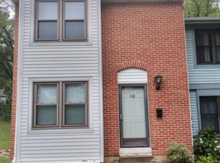 12 Dubois Ct, Washington, MO 63090