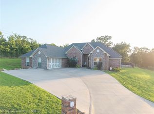 1199 Highland Cir, Greenwood, AR 72936