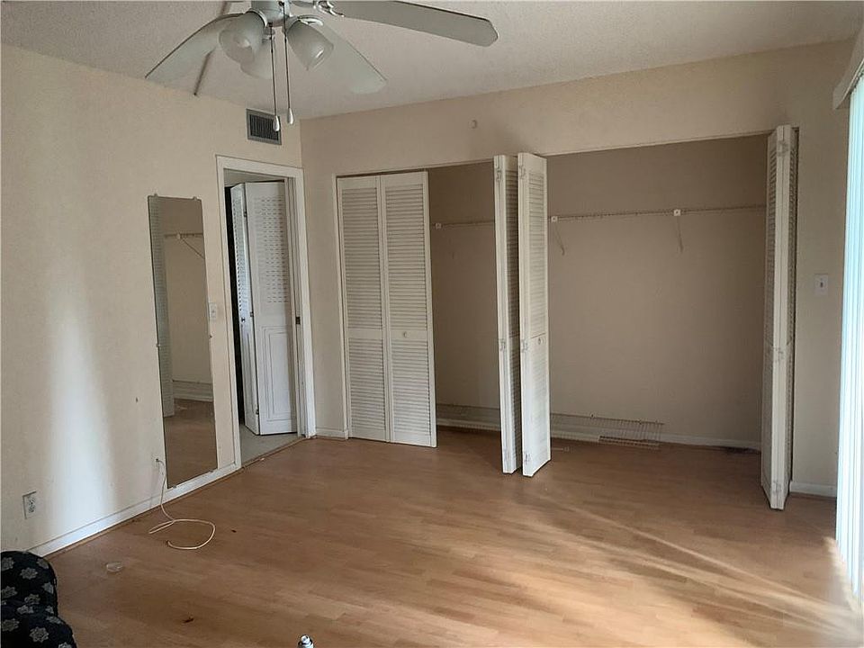 2nd image of 478 Mansfield L #478