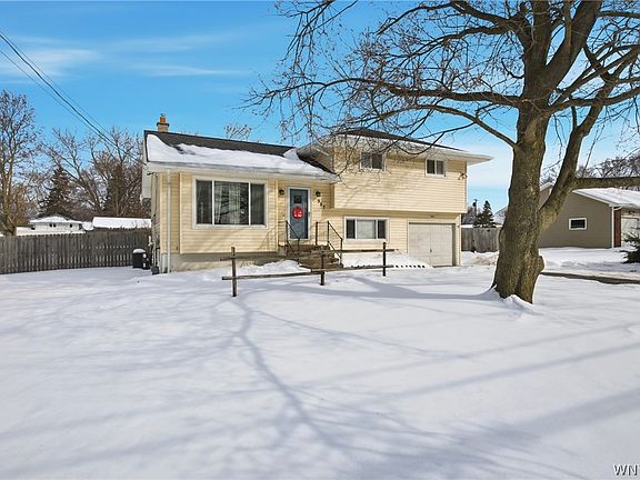 2nd image of 987 Lockport Rd