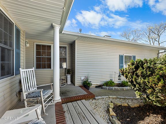 5th image of 31 Cherrywood Circle #131
