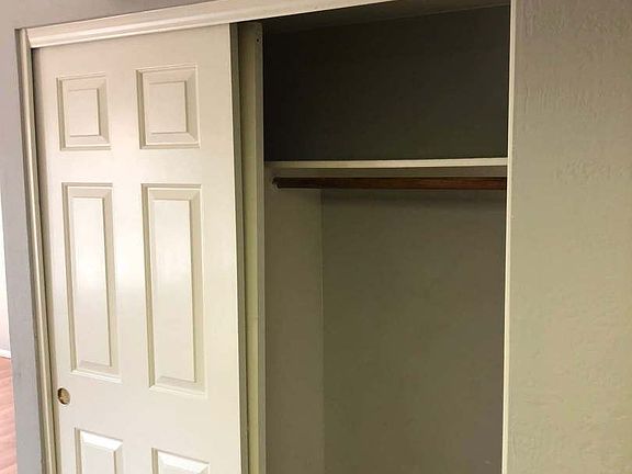5th image of 2228 E Forge Ave