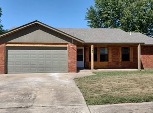 1240 W Knoxville St, Broken Arrow, OK 74012