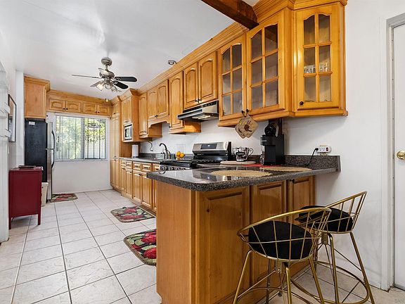 5th image of 229 E 6th St