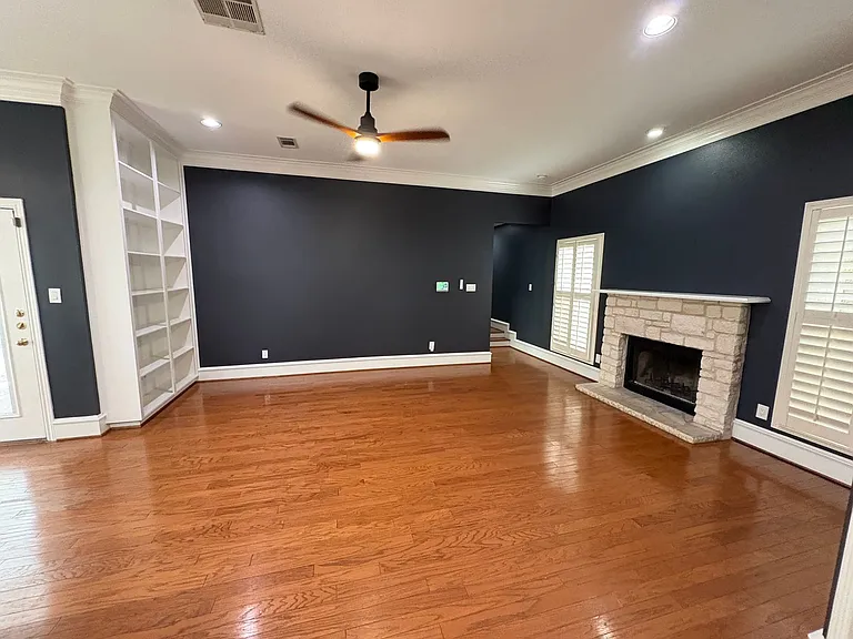 1204 W 39th St — Photo 9