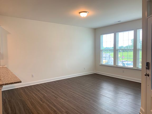 Living area with LVP