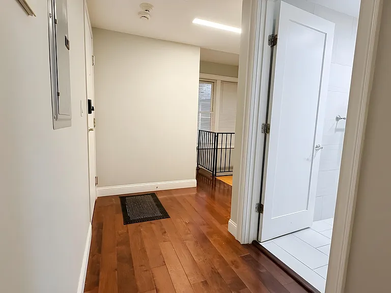 9 Anderson St #1 — Photo 12