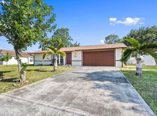 312 SW Carter Ave, Port Saint Lucie, FL 34983