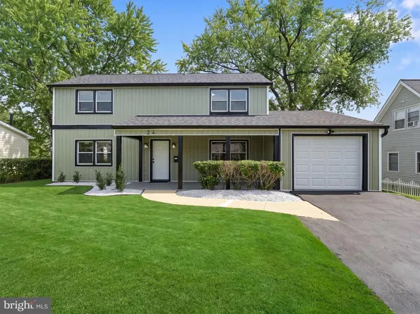 24 Hancock Ln, Willingboro, NJ 08046