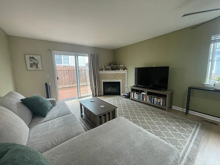 1043 NW Cordero Pl — Photo 6