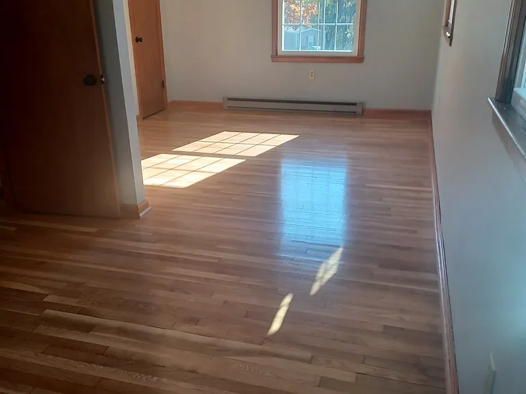 4706 Middle Rd — Photo 5