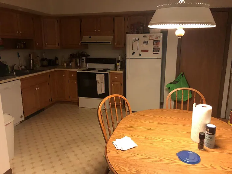 1918 Weaver St #4 — Photo 8