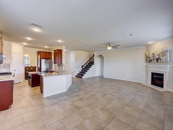 5th image of 3132 Honey Peach Way