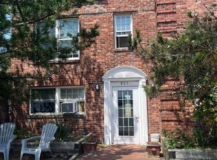 801 E Broadway #F, Long Beach, NY 11561