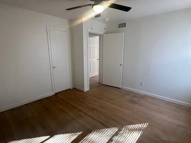 842 S La Salle Dr — Photo 23
