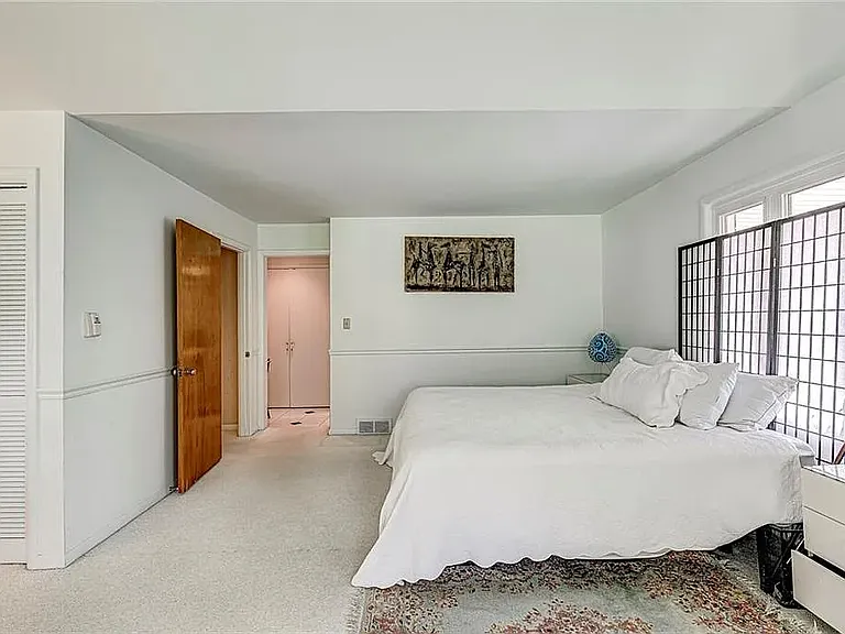 3320 Grove Pkwy #1 — Photo 22