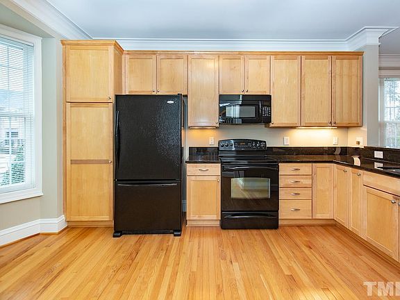 4th image of 118 Tressel Way