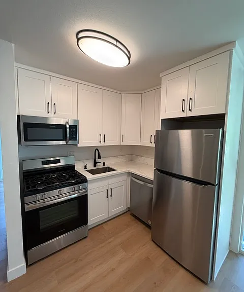 11746 Bellagio Rd — Photo 4