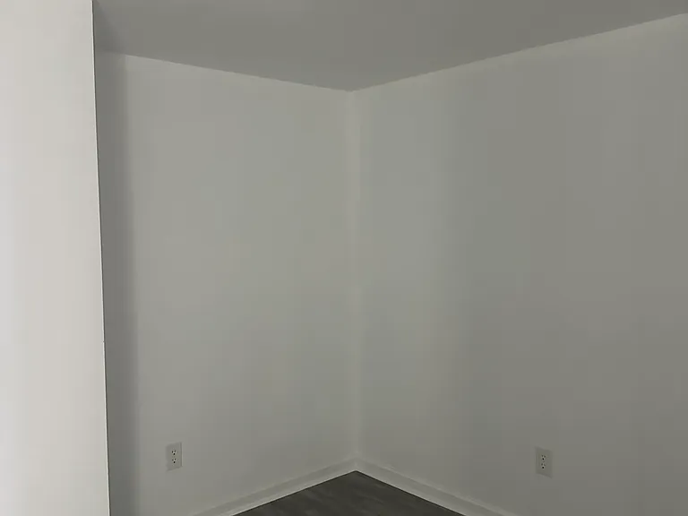 1308 S Cedar Ave — Photo 8