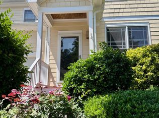 314 Charleston Ln, Chapel Hill, NC 27517