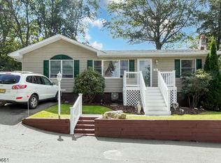 48 Broadway, Hopatcong, NJ 07843