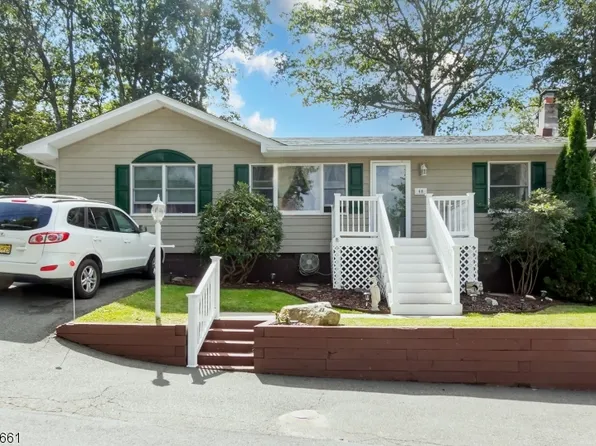 48 Broadway, Hopatcong Boro, NJ 07843