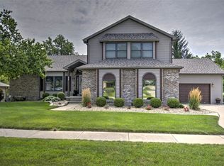 1171 Woodridge Ct, Decatur, IL 62526