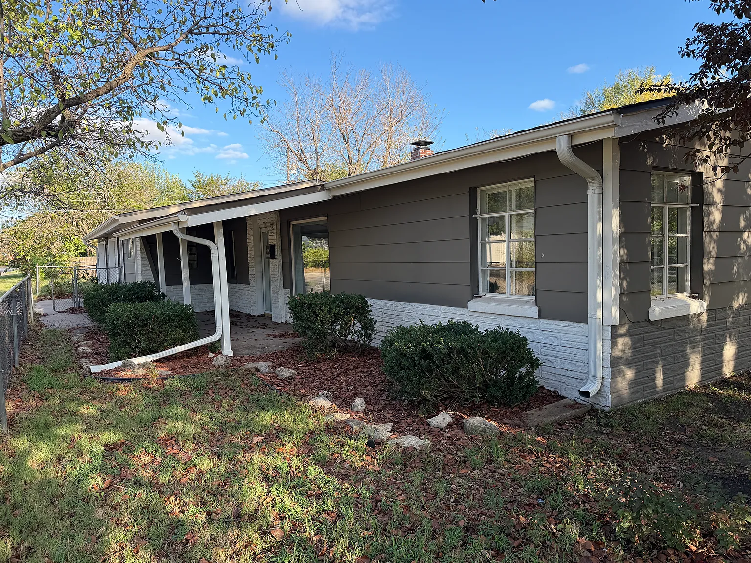 3 bed, 1550 sqft, $1,400 — Photo 2