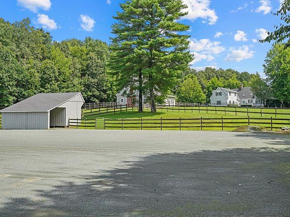 4th image of 9 Cristy Ct
