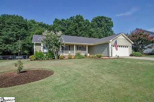 2nd image of 107 Markswood Dr